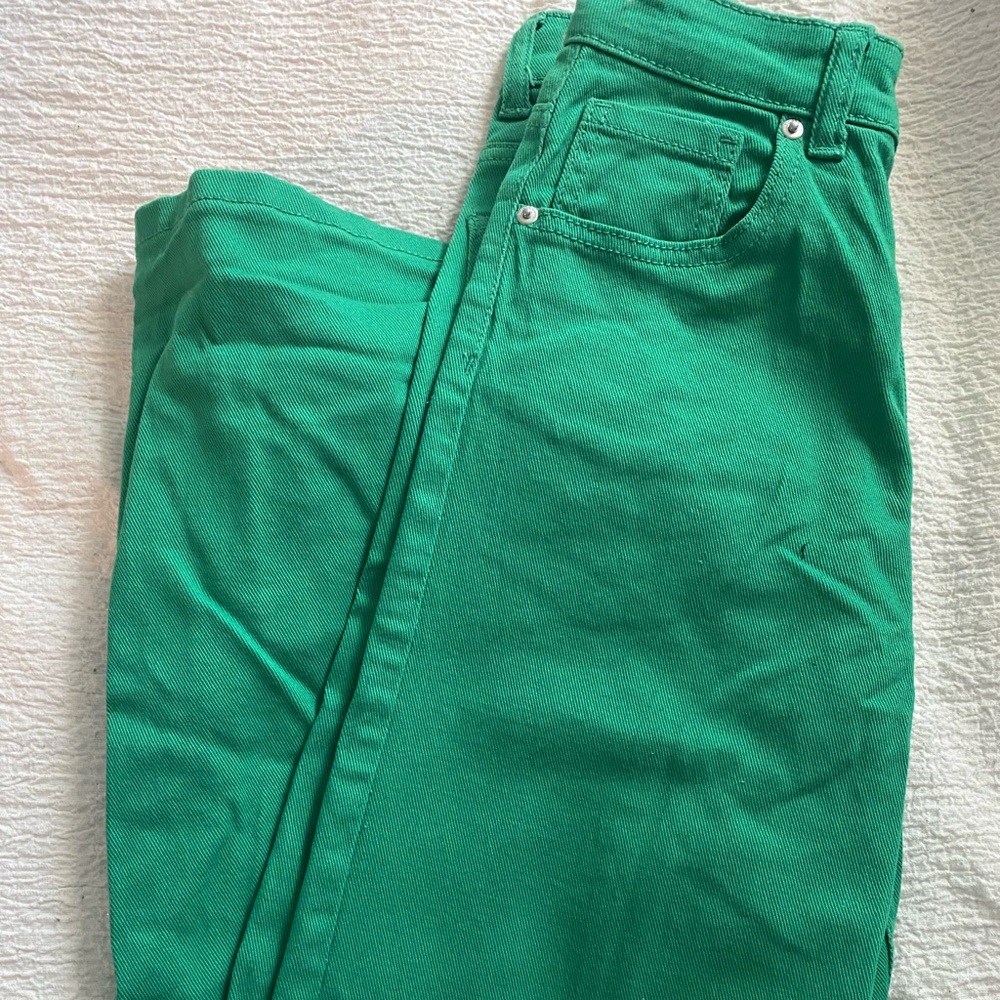 H&m wide legged jeans